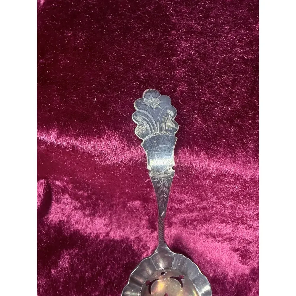 Vintage Silverplate Sugar Sifter Spoon – Pierced Bowl Floral Handle